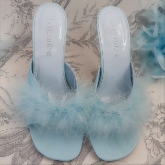la Vie en Rose Shoes - 🌹HP🌹la Vie en Rose Marabou Slide Slippers